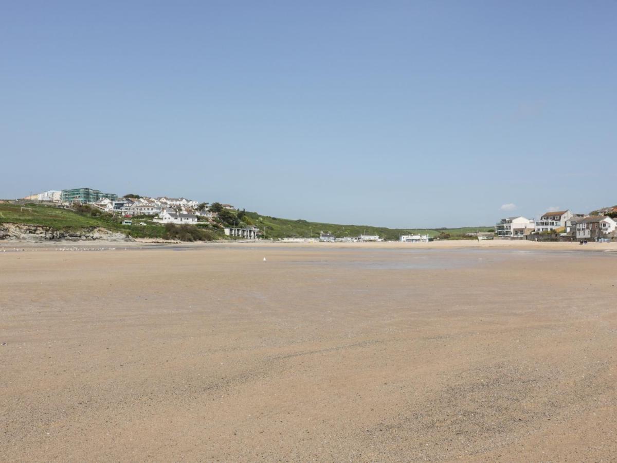 Porth Cove Holiday home