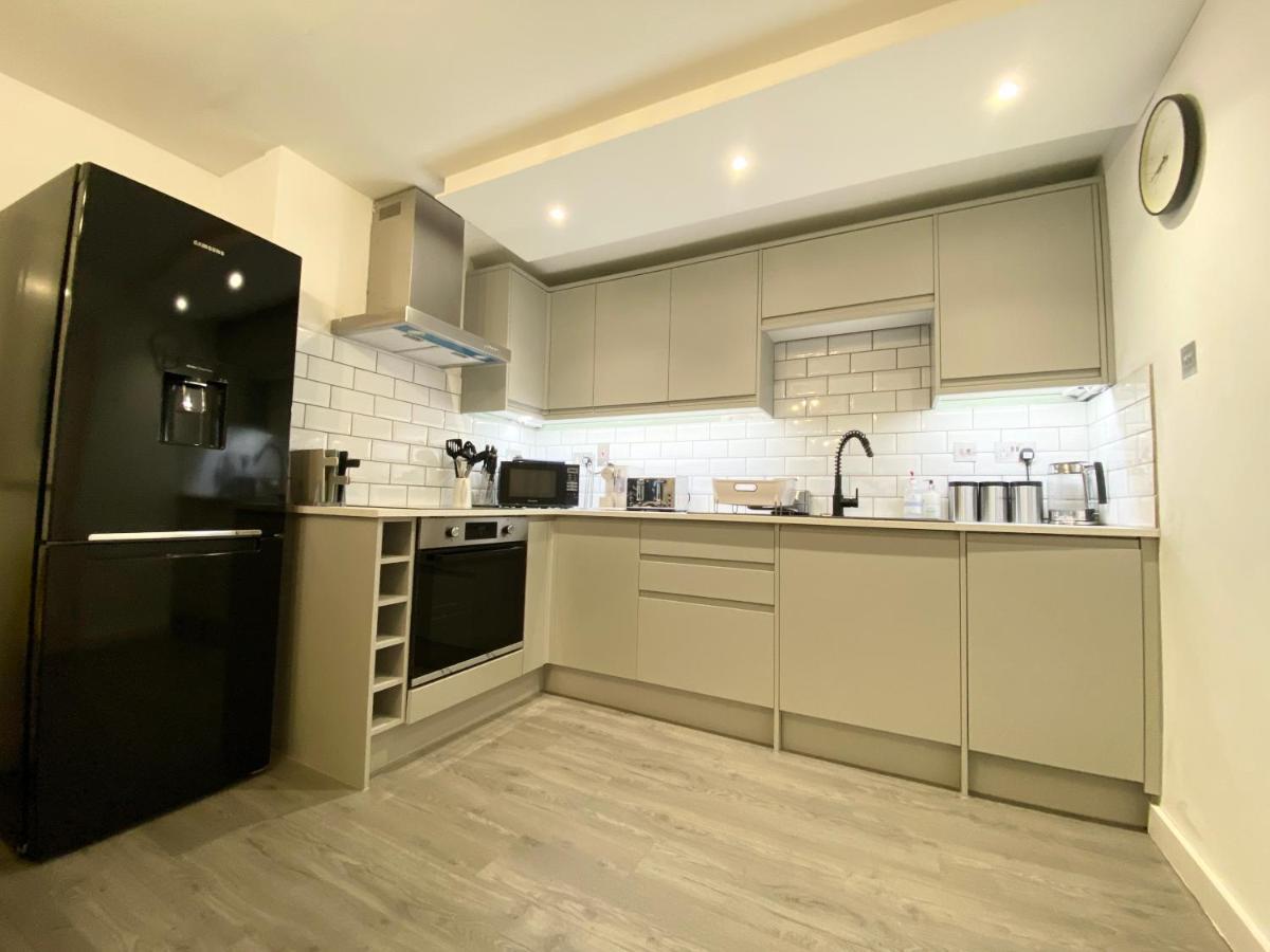 The Garden Newquay By Greenstay: Beachside 2-bed With Terrace * Newquay (Cornwall)