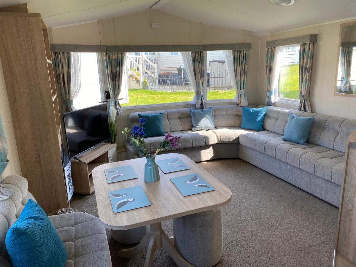 170 Newquay Bay * New Quay