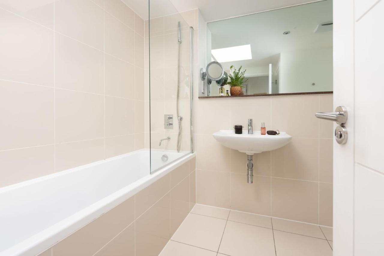 Holiday home Penthouse 53 Zinc Sleeps 6, Newquay