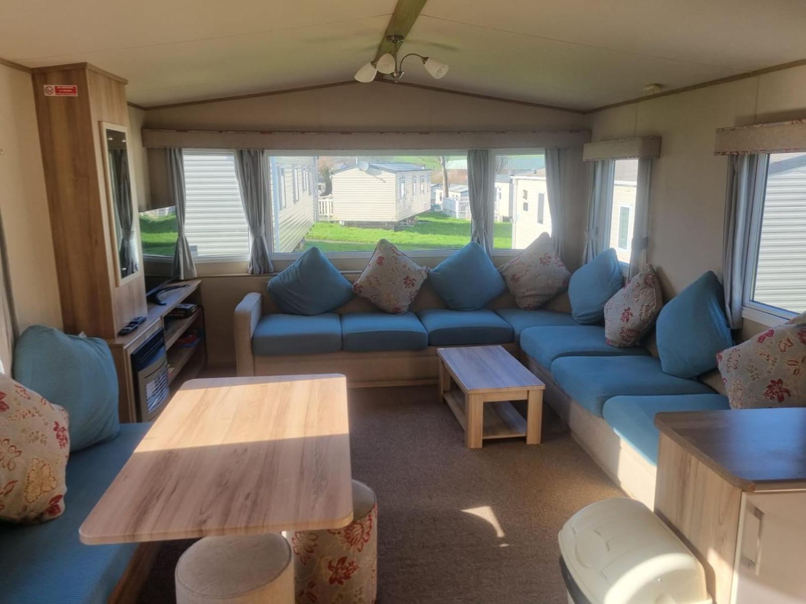 Newquay Bay Porth Caravan - 6 Berth *