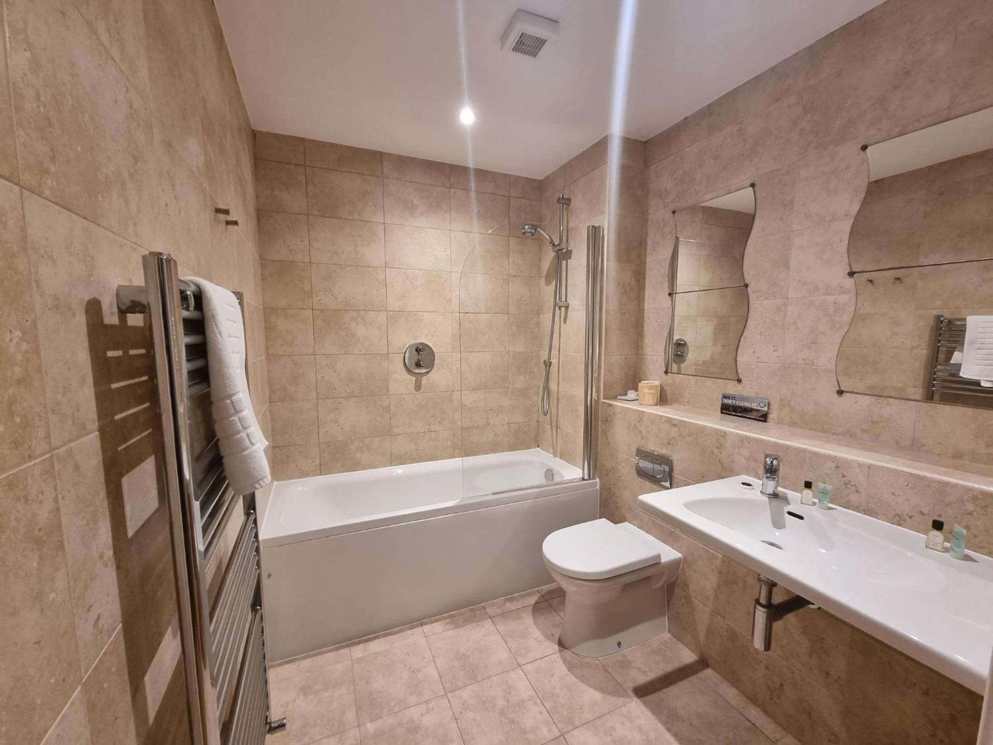 The House & Porth Sands Apartamento