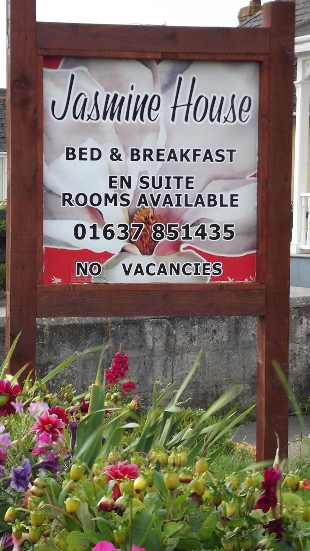 Bed & Breakfast Jasmine House 3*