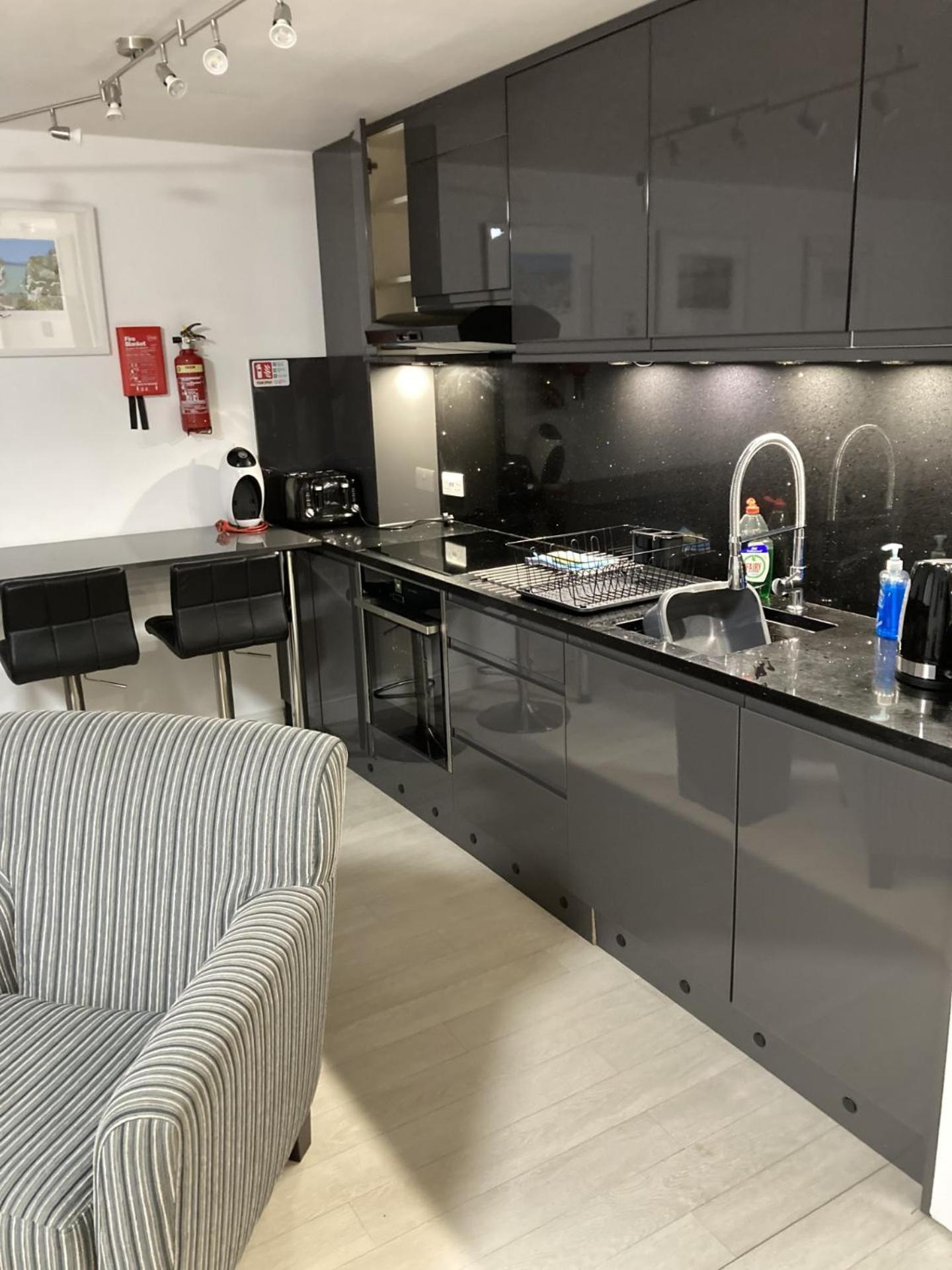 Apartment One Bed Ground Floor One Minute Walk Towan Beach Free Parking *