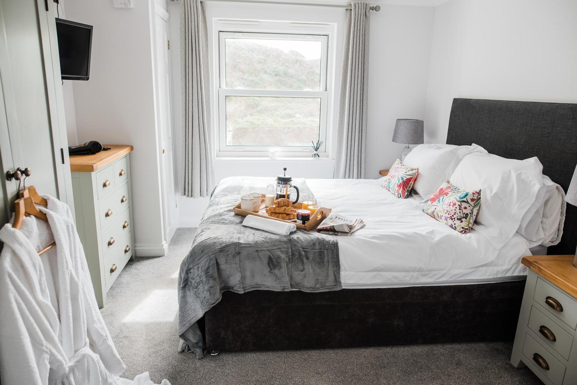 Number Seven New Quay