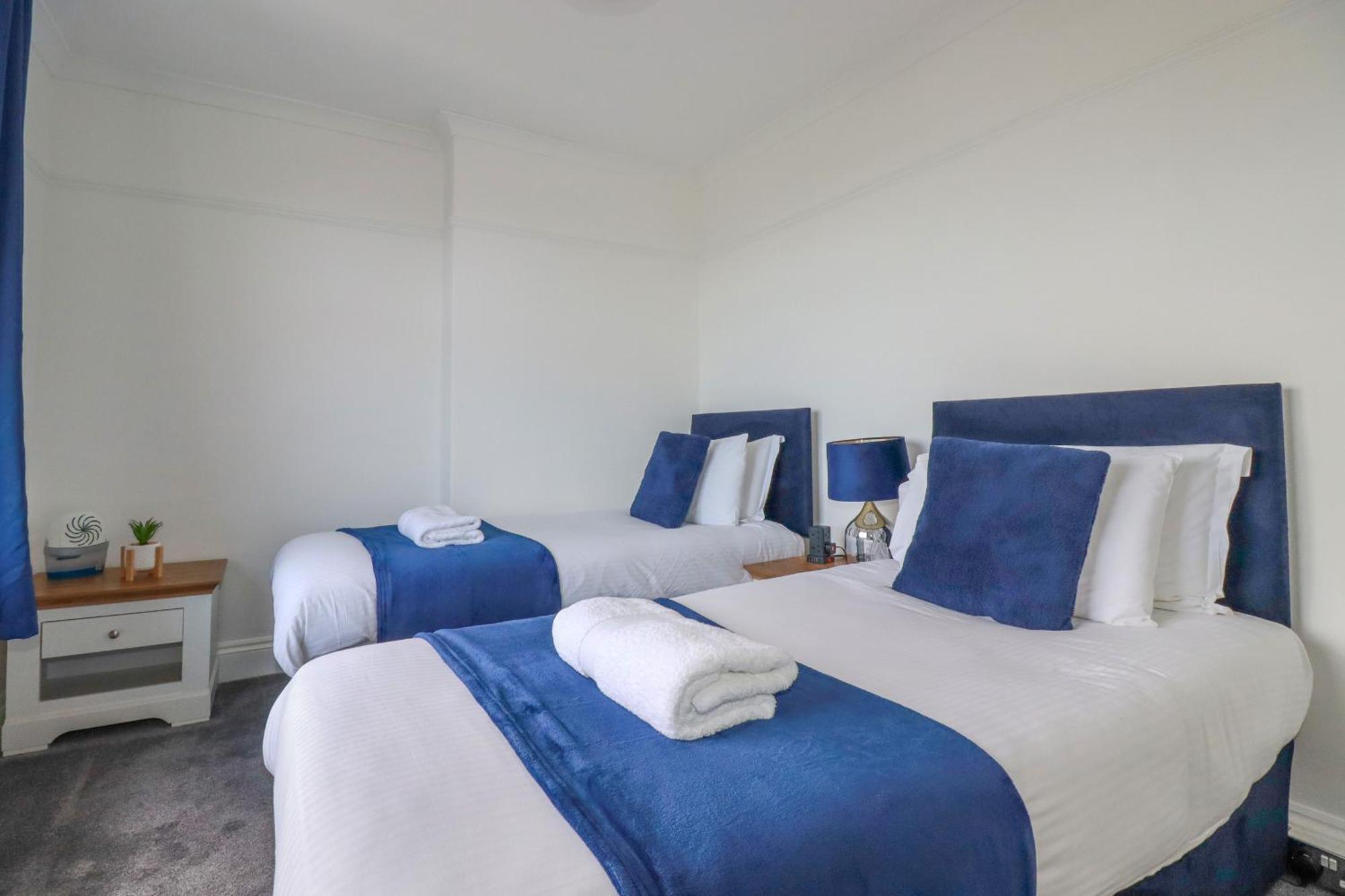 119 Henver Road *