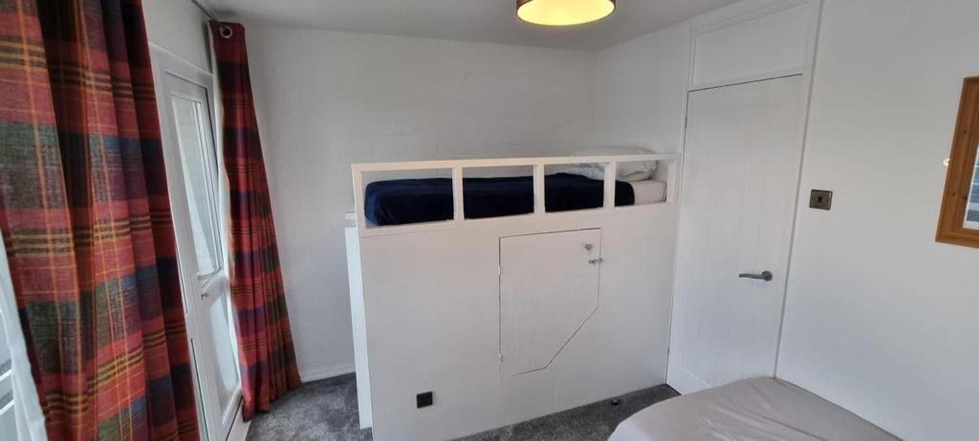 Cozy Coastal In Newquay *