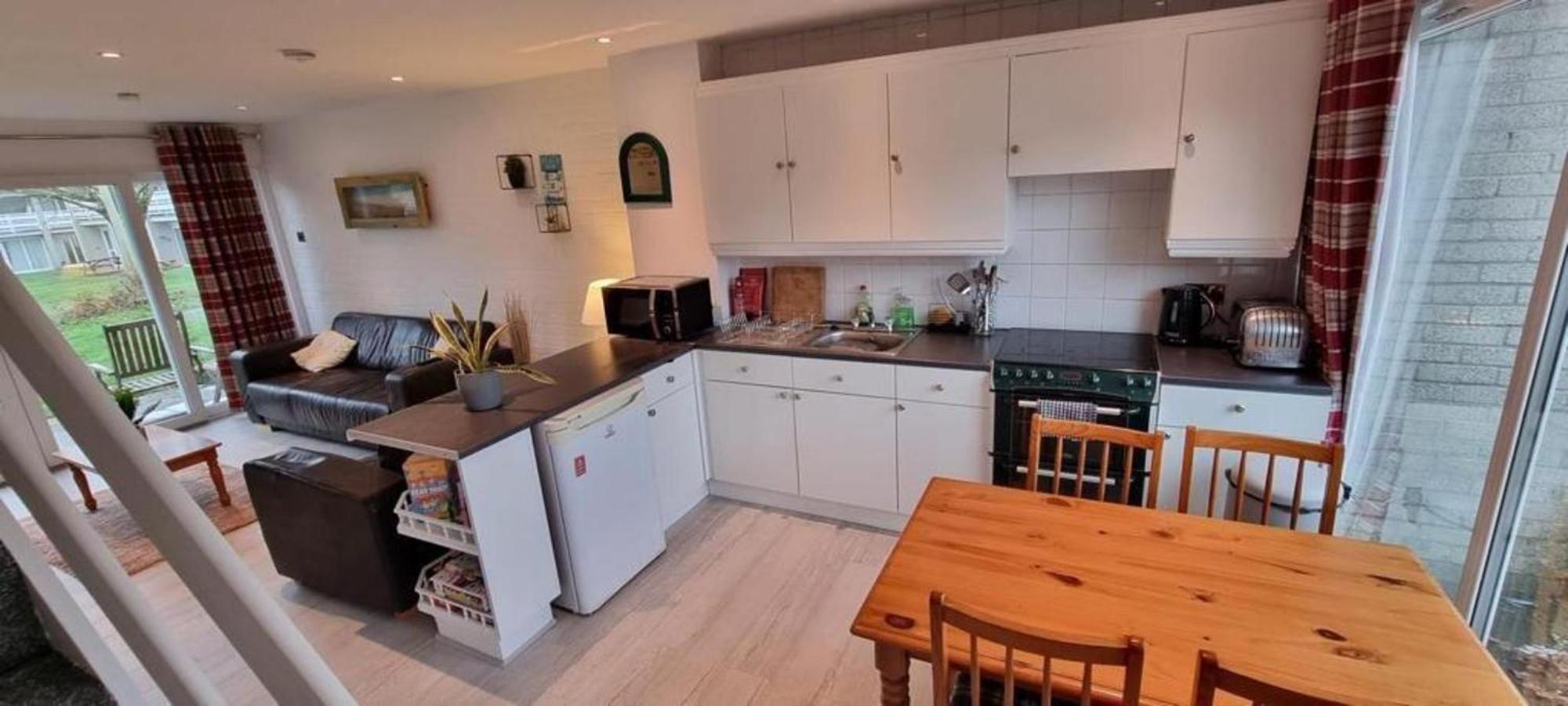 Cozy Coastal In Newquay New Quay