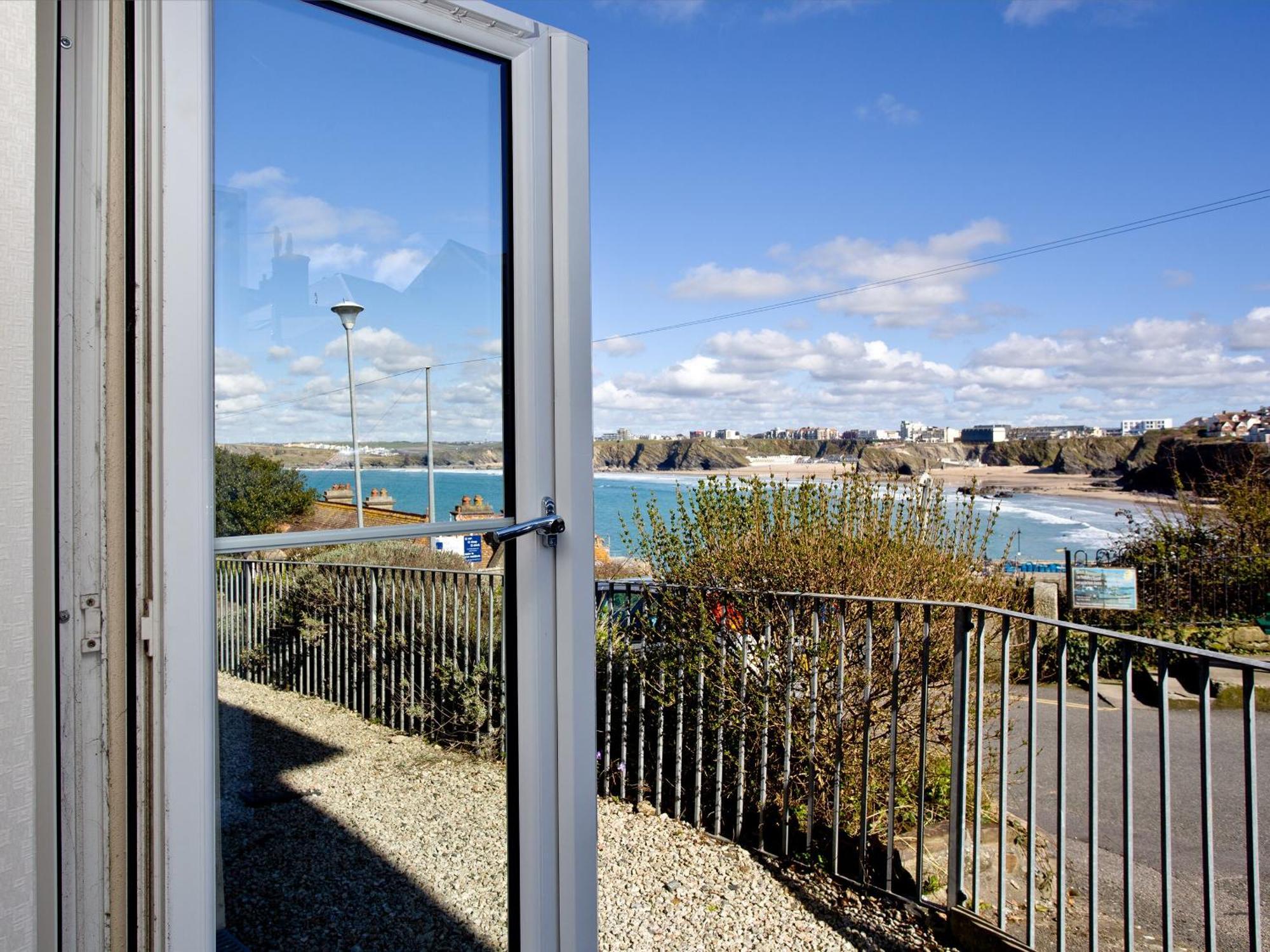 1 Harbour View *