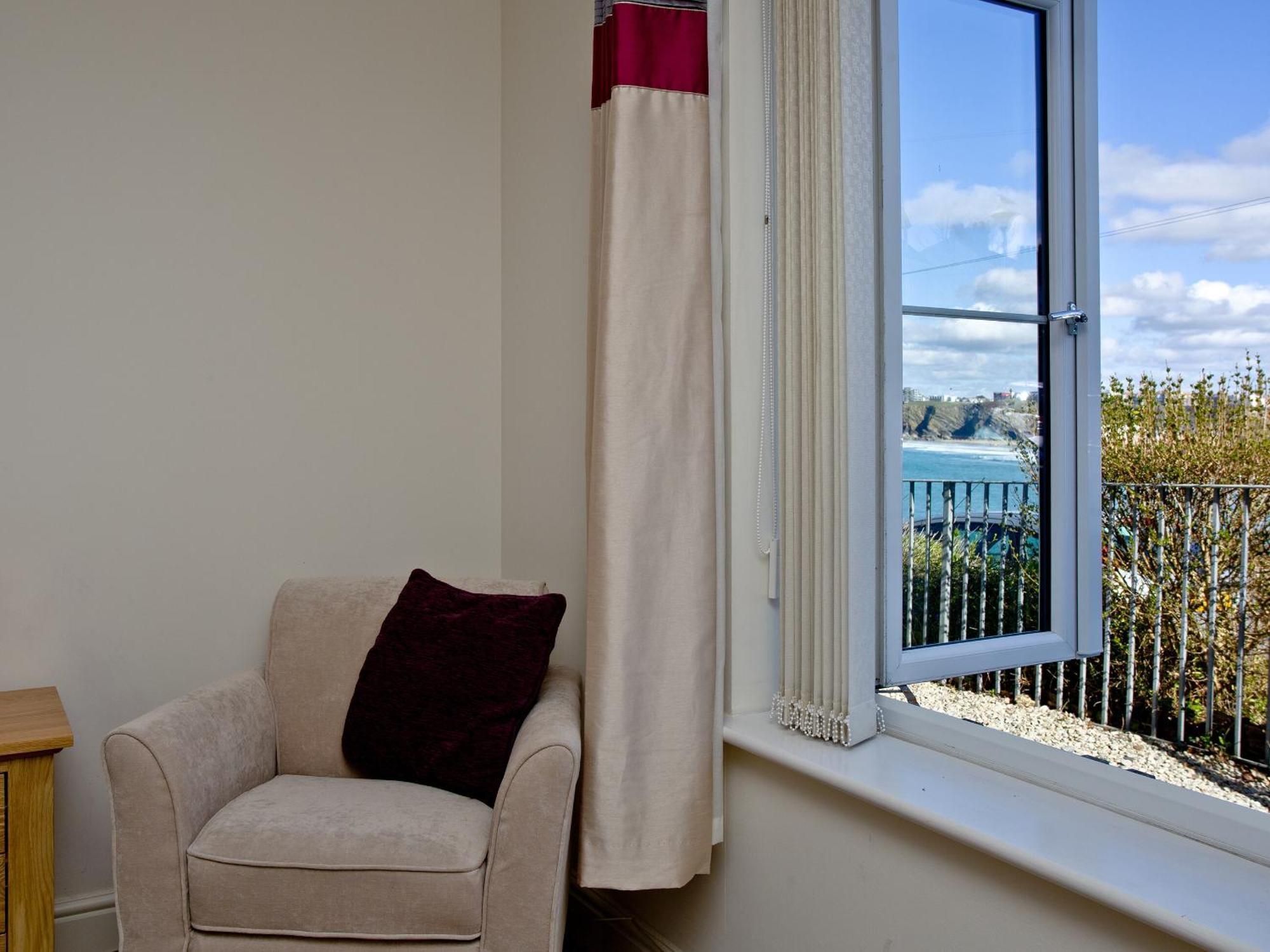 1 Harbour View *