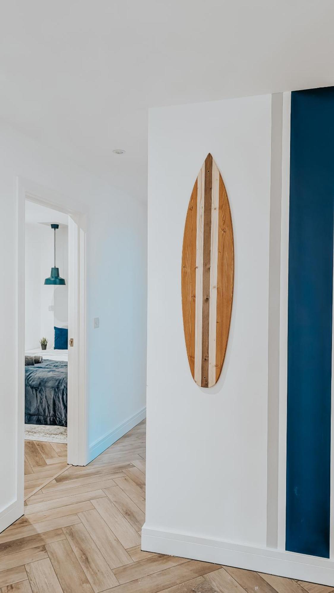 Central Apartment- Stunning Sea Views- 100M To Beach- Brand New For 2025- Sleeps 6 Holiday home *