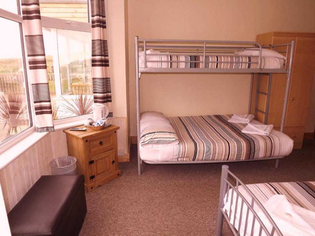 Surfside - Fistral Beach Hotel New Quay