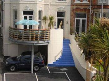Hotel The Hillcrest -