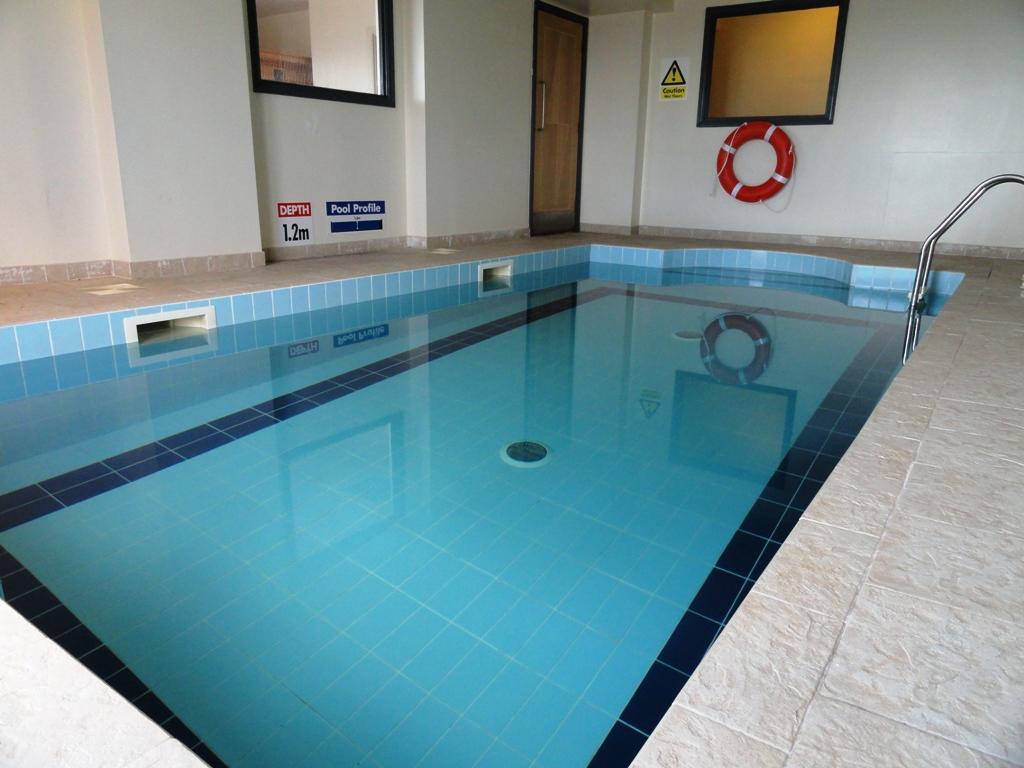 Stunning Two Bed Sea View With Pool & Gym