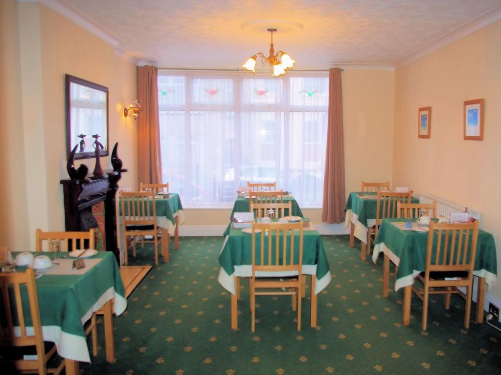 Bed & Breakfast Trevellis 4*