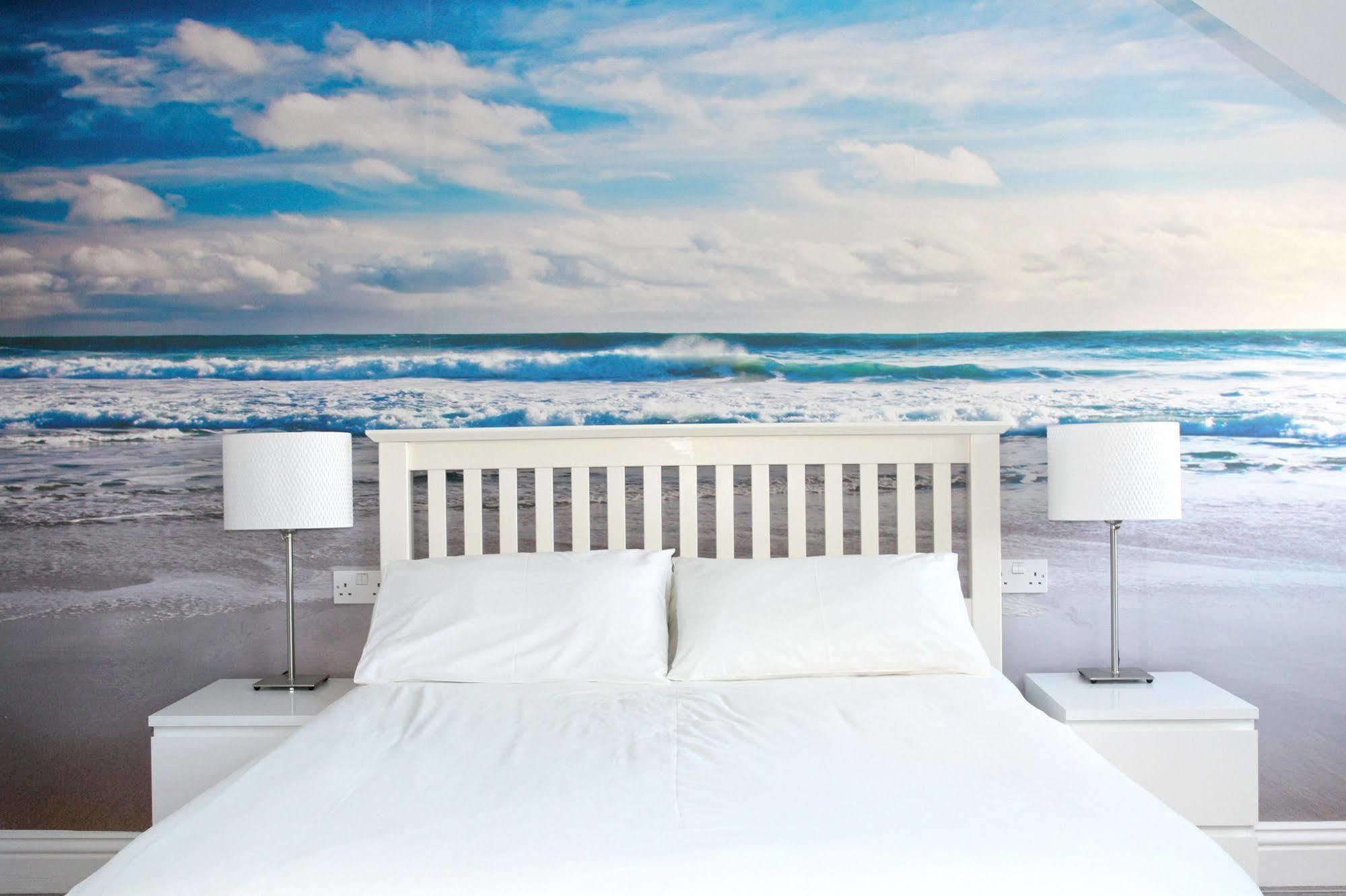 Hotel Oceanside Lifestyle