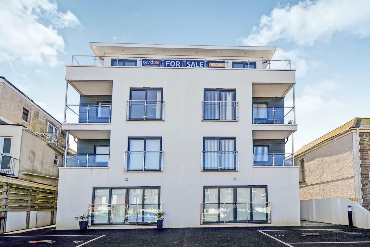 Seaquest 5 * New Quay
