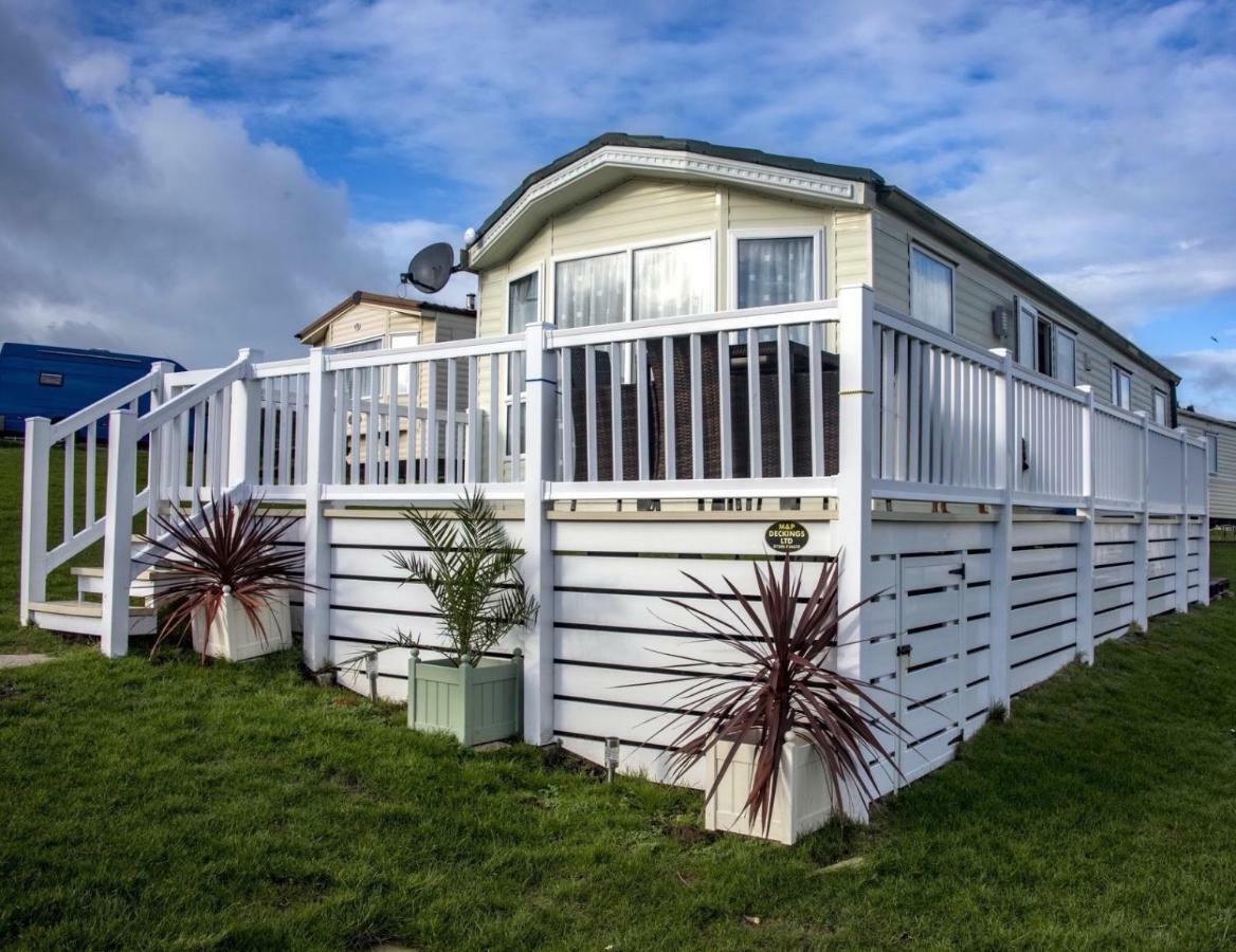 Julie Maries Caravan * New Quay