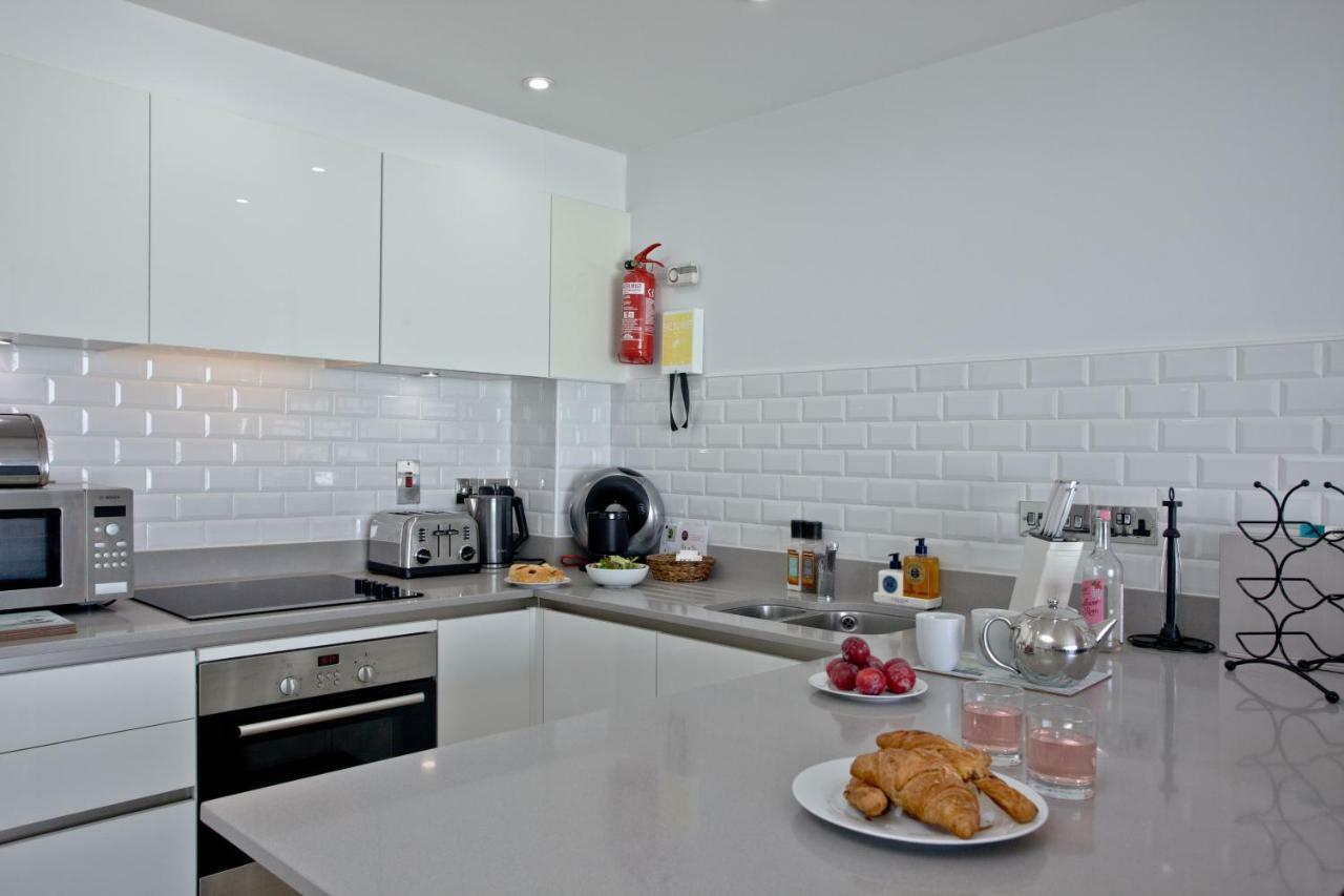 5 Fistral Beach, Newquay Apartment *