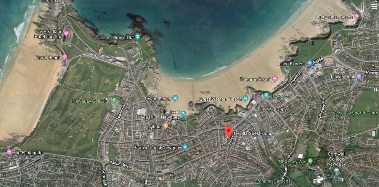 Сasa de vacaciones Newquay Escape, 5 Spacious Ensuite Bedrooms & Parking- Simplycheckin