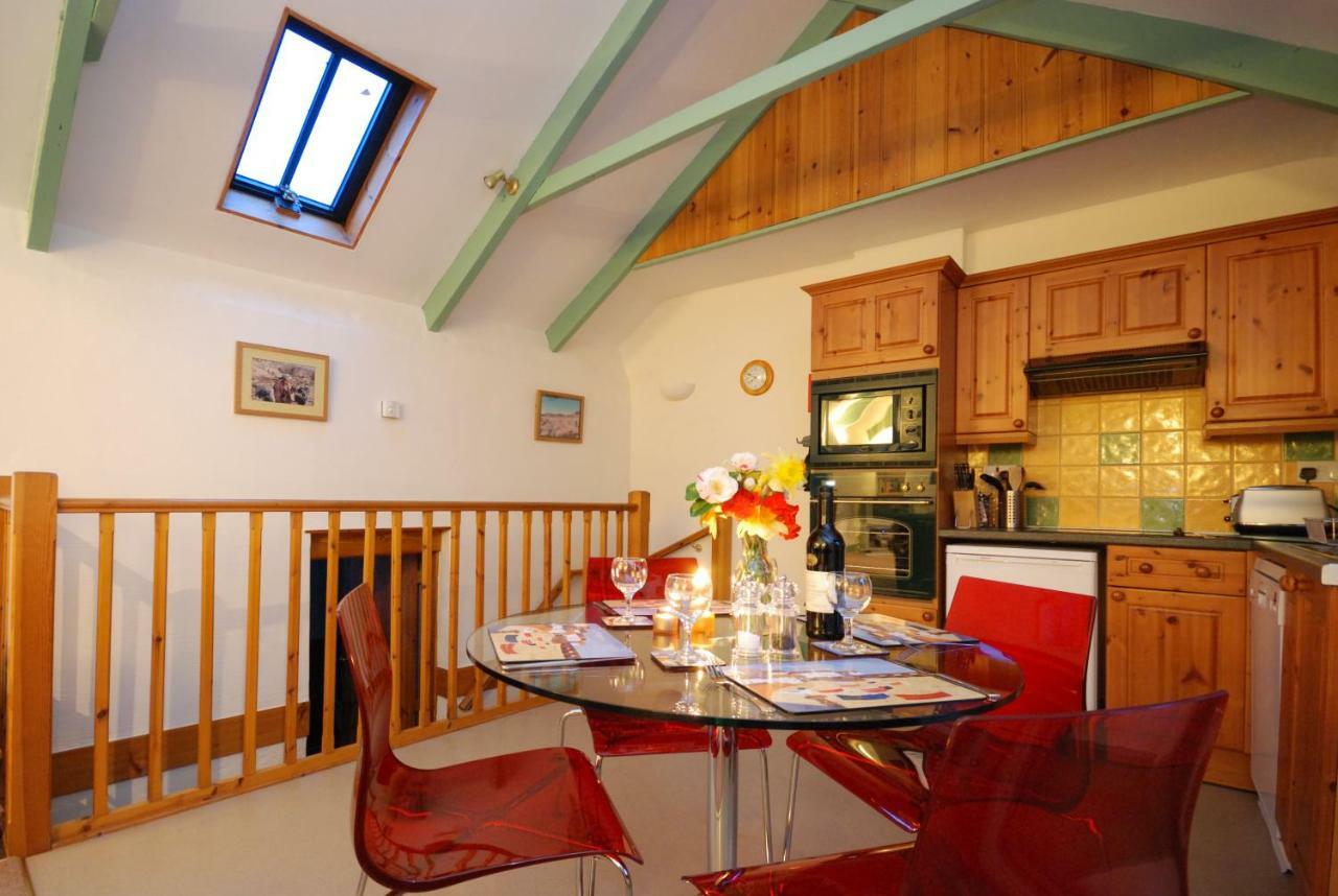 Granary At Trewerry - Away From It All, Close To Everywhere * Newquay (Cornwall)