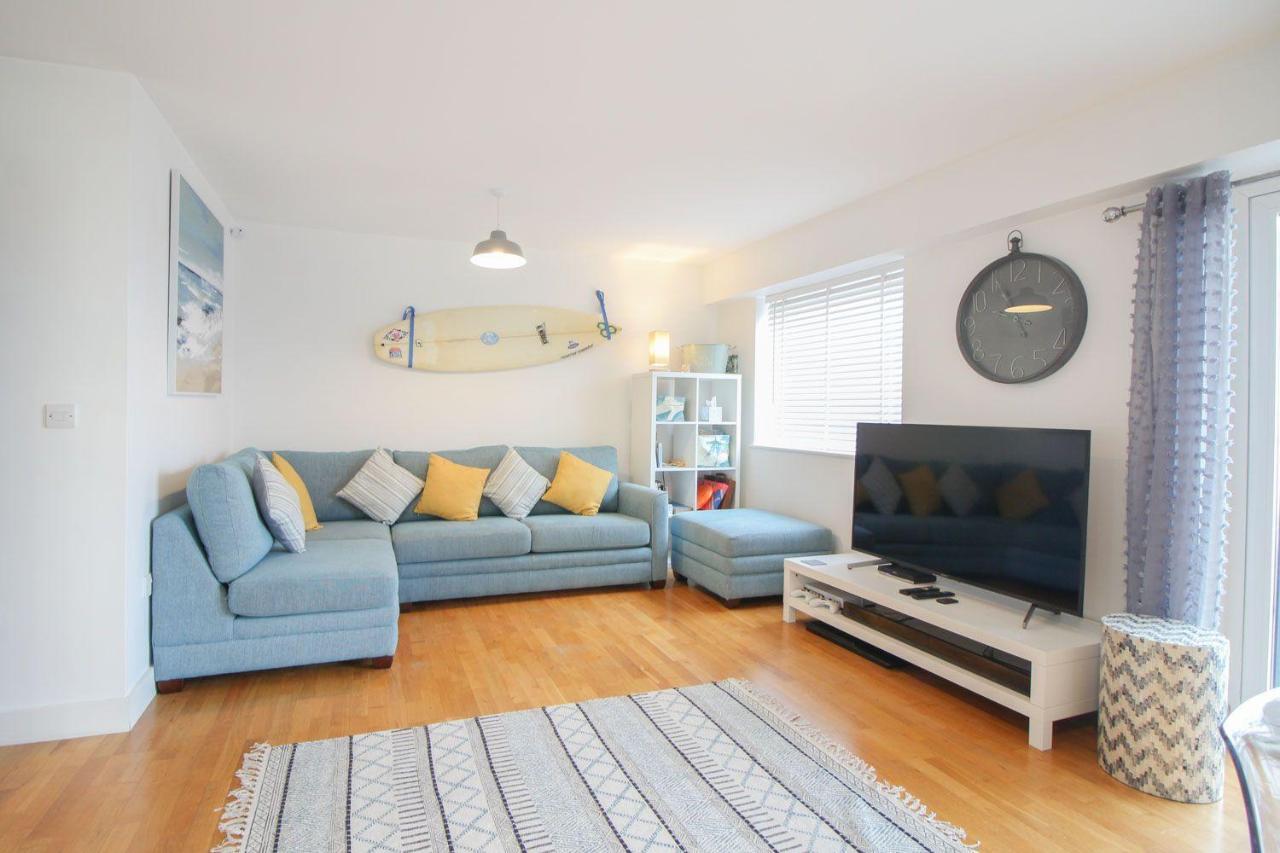Oceans 9 * New Quay