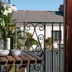 Quiet Family-Friendly Apartment 250 Metres From Beach And Town
