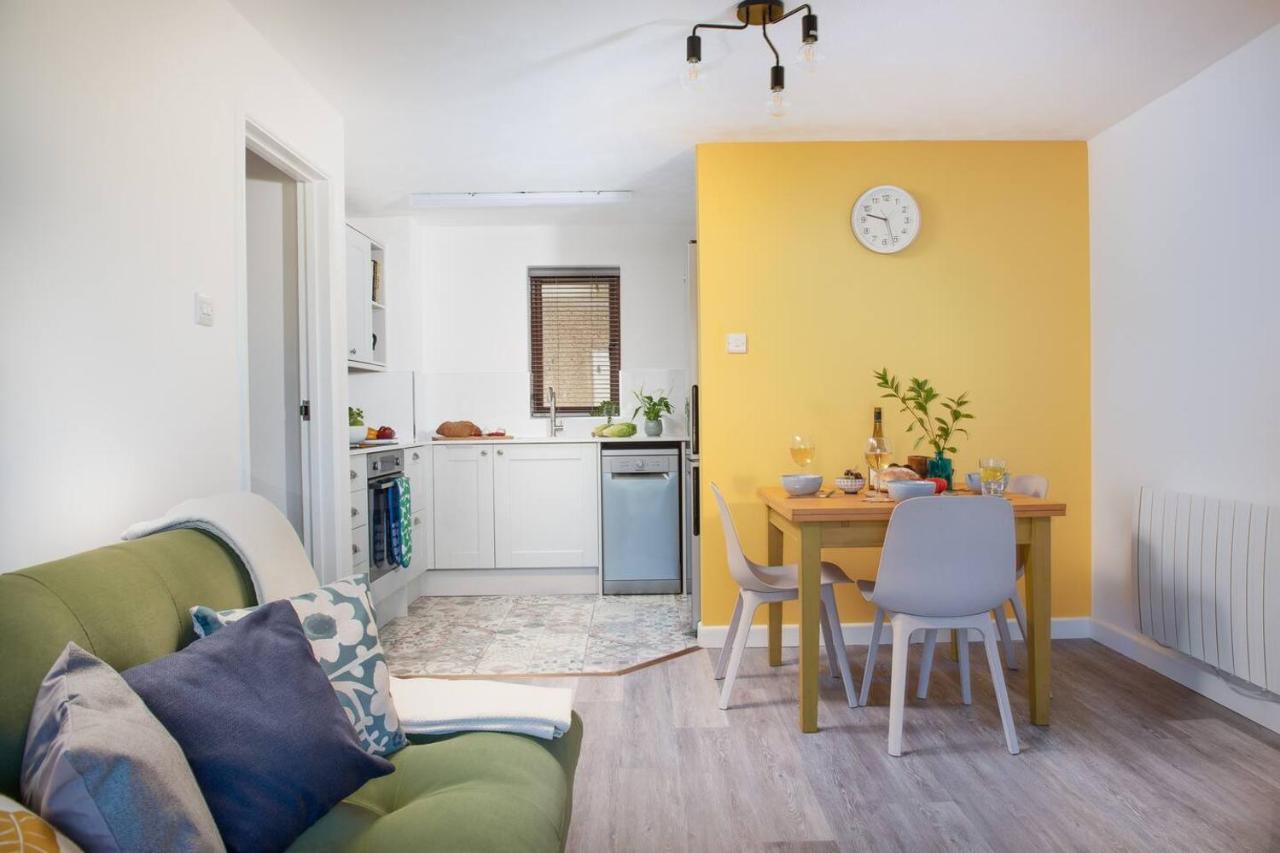 Quiet Family-friendly 250 Metres From Beach And Town *