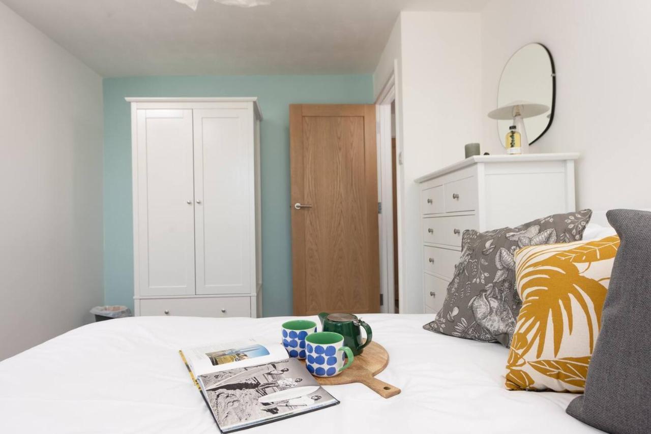 Quiet Family-friendly 250 Metres From Beach And Town Apartamento *
