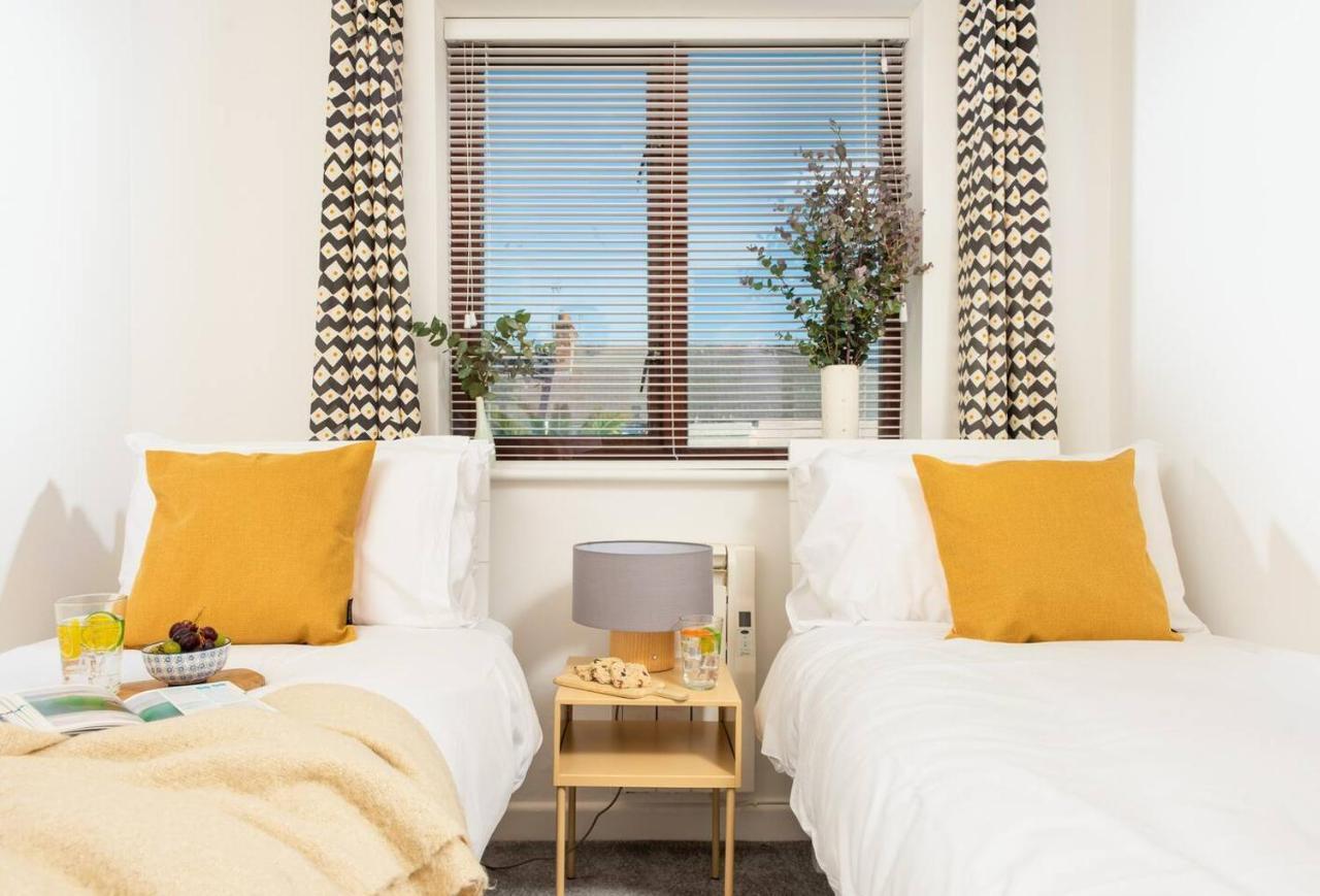 Quiet Family-friendly 250 Metres From Beach And Town New Quay
