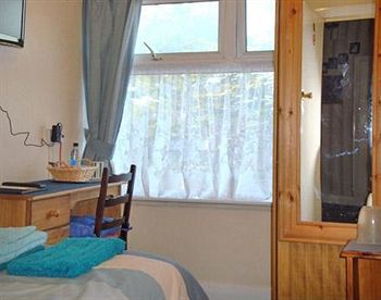 Dewolf 4* New Quay