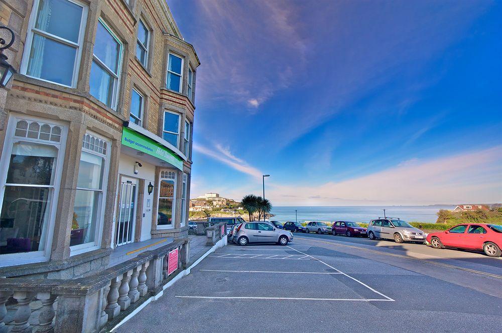 Sunnyside 3* Newquay (Cornwall)