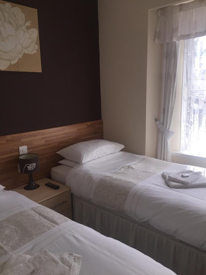 Seashells Bed & Breakfast 3*